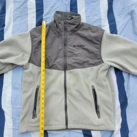 Columbia Two-Tone Grey Fleece Jacket - Picture 3 of 5